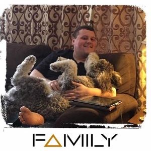 Meet your Posher, Travis